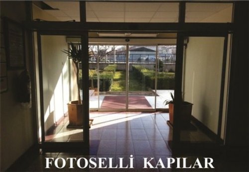 Fotoselli kapılar 